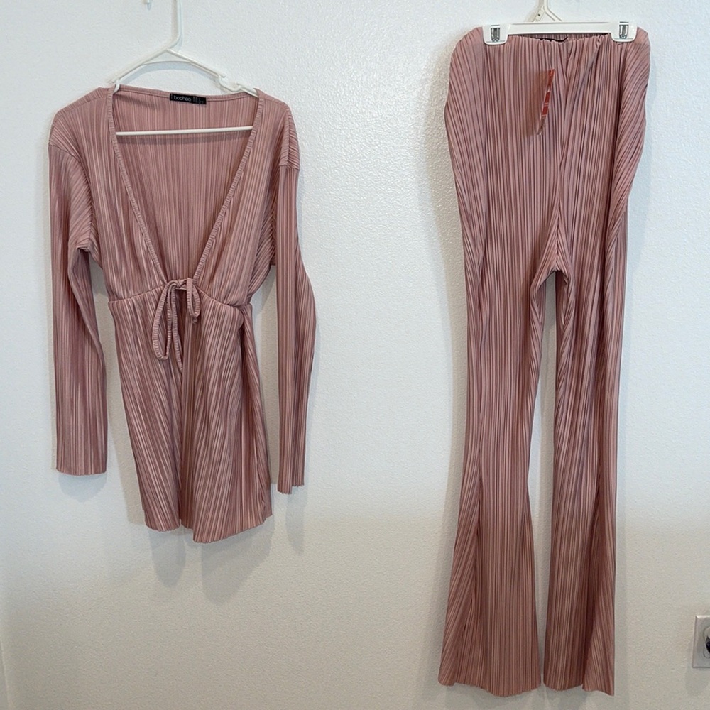 *NEW* Boohoo - Two-Piece Maternity Lounge Set - Size 8